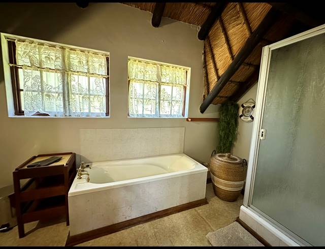 10 BEDROOM GUEST HOUSE FOR SALE IN BIRDSWOOD